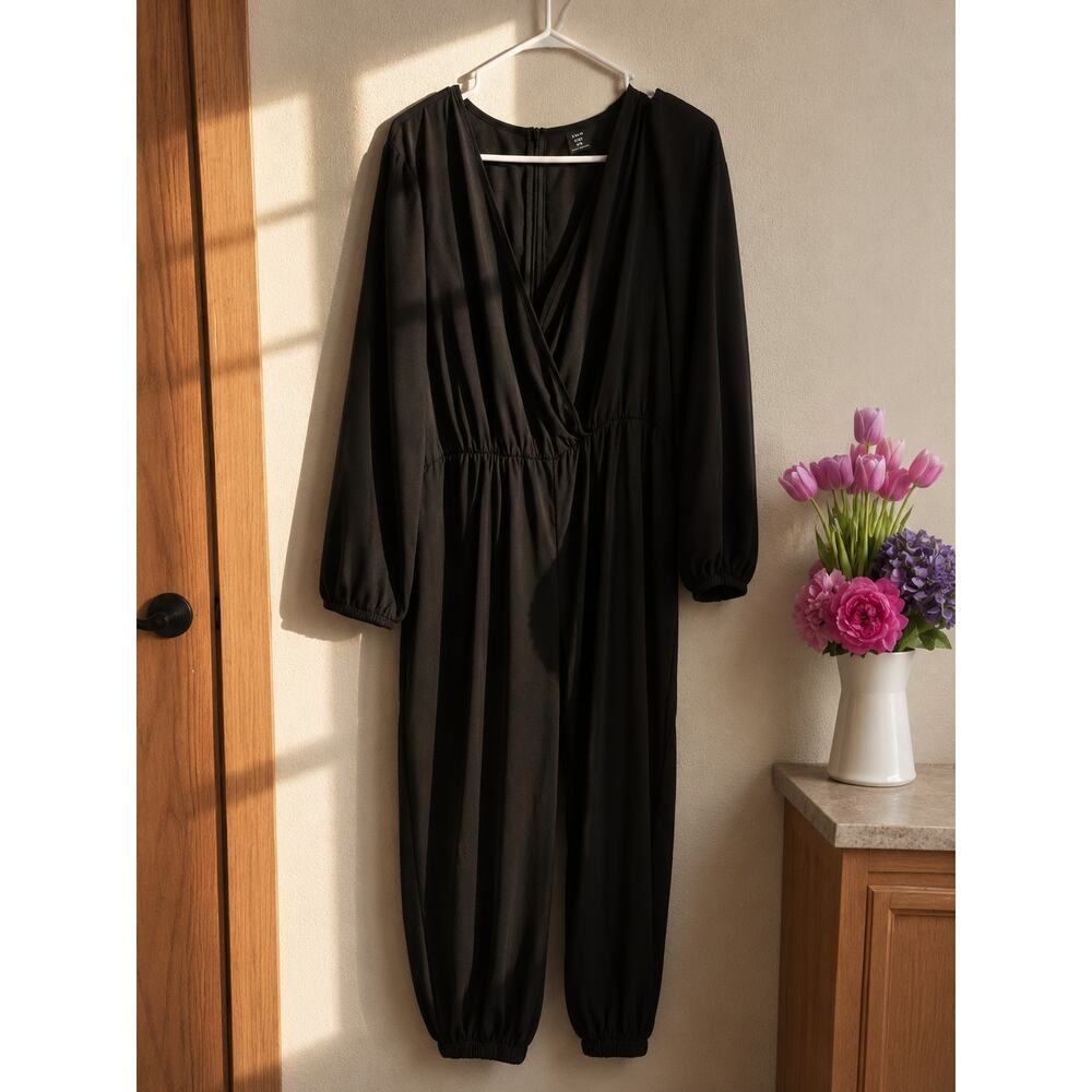 SHEIN Curve Black Long Sleeve Surplice Romper 3X